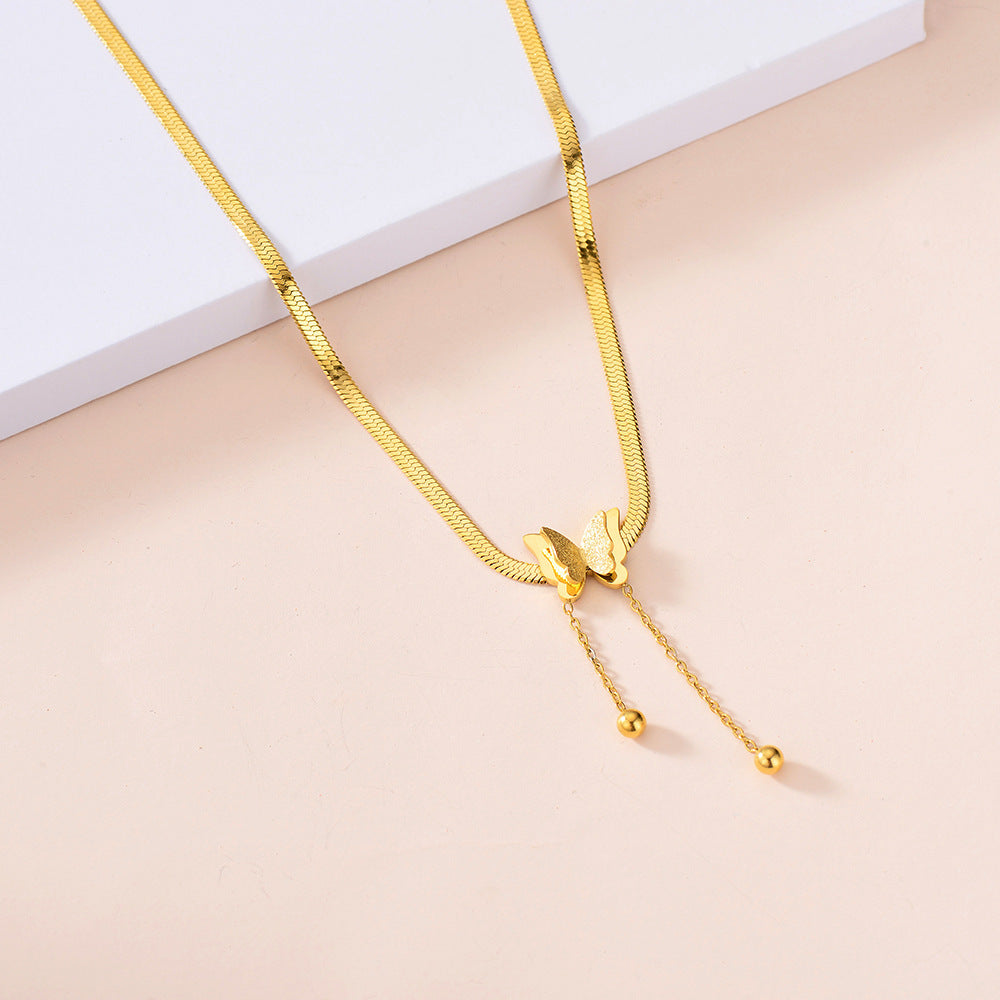 Collier pendentif papillon en acier inoxydable couleur or véritable préservant la mode chaîne en os de serpent