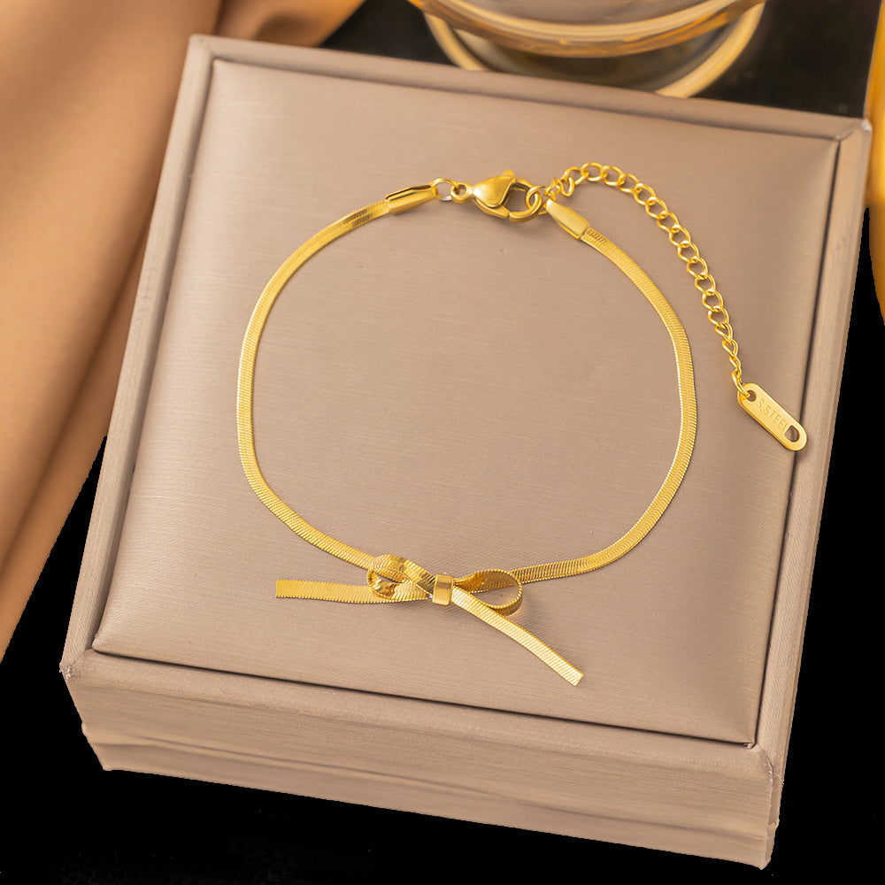 Collier tendance en acier inoxydable plaqué or avec nœud papillon pour femme, chaîne serpent, élégant, design de niche, breloques, ras du cou, bijoux cadeaux