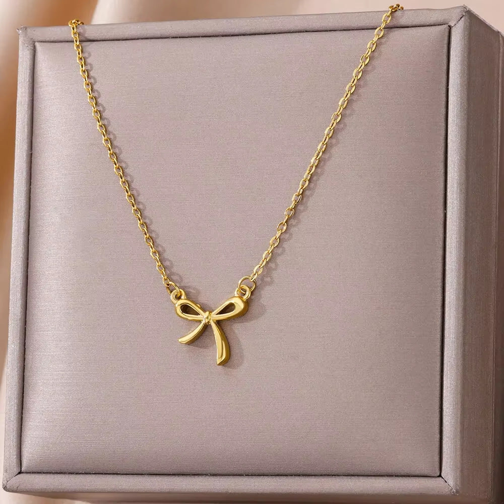 Collier pendentif tournesol en pierre d'anniversaire européen et américain, chaîne de clavicule en acier inoxydable doré, imitation perle et coquillage