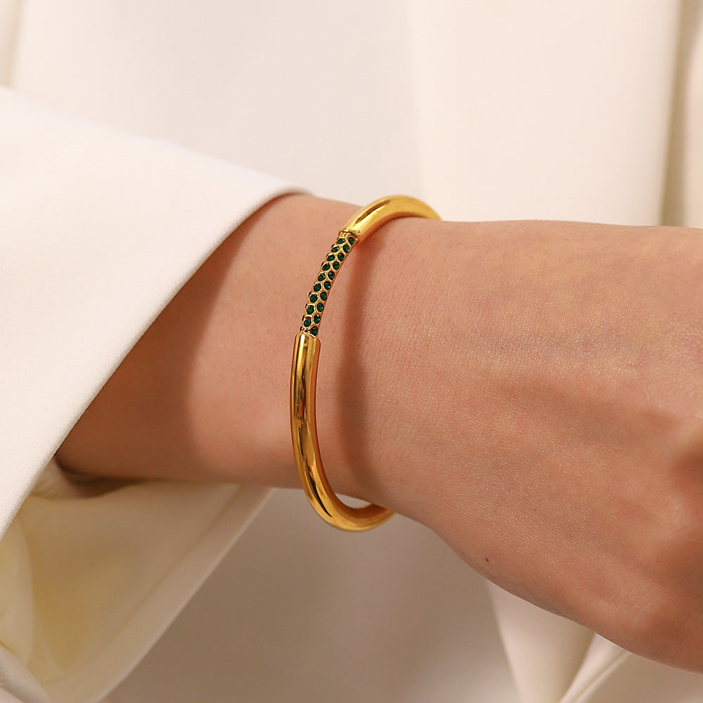 Fashion Stainless Steel Bracelet With Green Diamonds