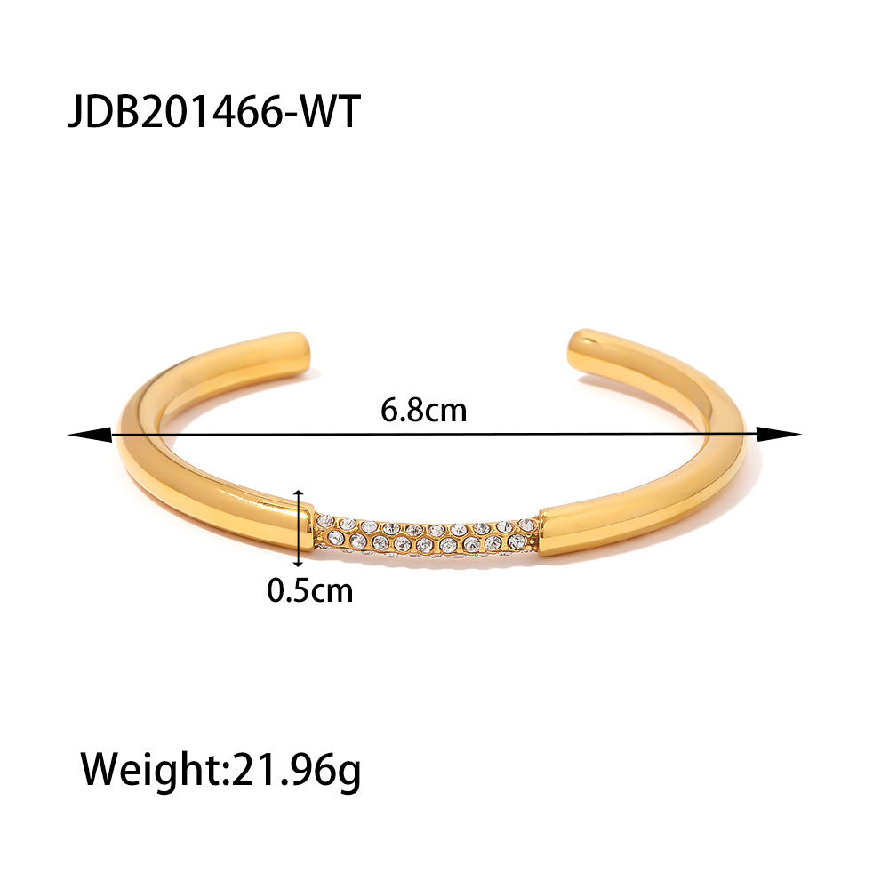 Fashion Stainless Steel Bracelet With Green Diamonds
