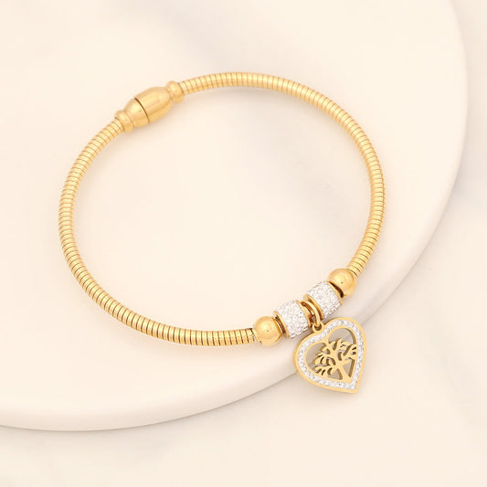 Pourquoi les bijoux ont le pouvoir de changer une tenue… et l’humeur