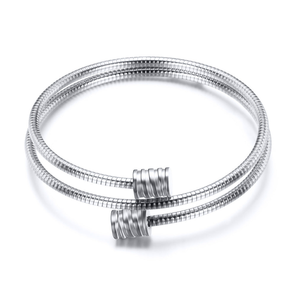 Bracelet en acier titane quatre couleurs, bracelet en fil d'acier inoxydable avec perles