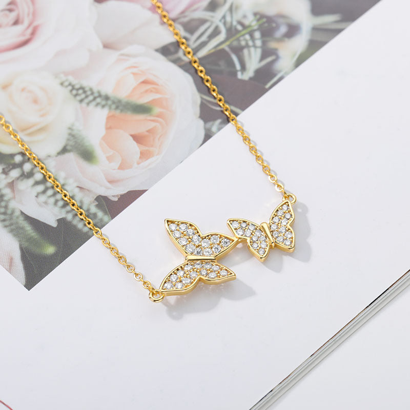 Collier tendance avec pendentif papillon en cristal et zircon pour femme, chaîne dorée en acier inoxydable, bijou tendance pour couple et fille, cadeau idéal