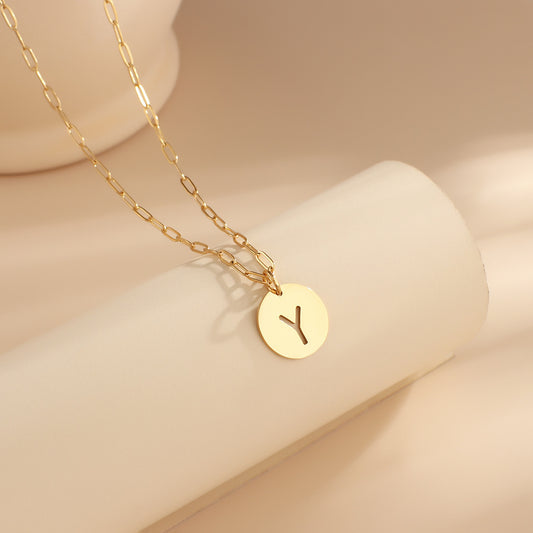 Collier euraméricain en acier inoxydable avec lettres, tendance hip-hop, pendentif creux en 26 lettres anglaises, chaîne de clavicule, accessoires en gros