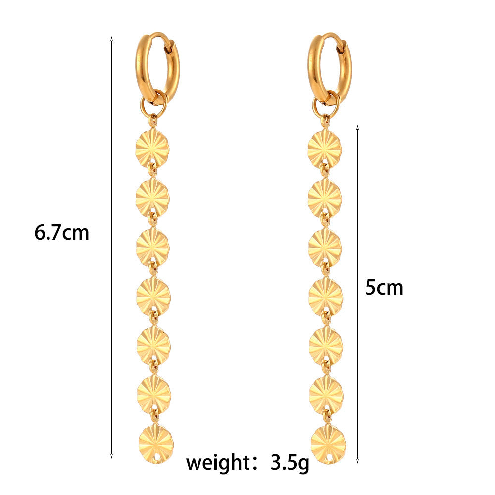 Boucles d'oreilles longues en acier inoxydable plaqué 18 carats avec chaîne en forme de flocon de neige