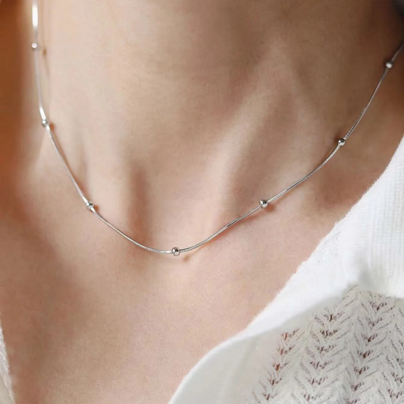 Collier pour femme en acier inoxydable plaqué or 18 carats, chaîne serpent ronde à perles minimaliste, style européen et américain