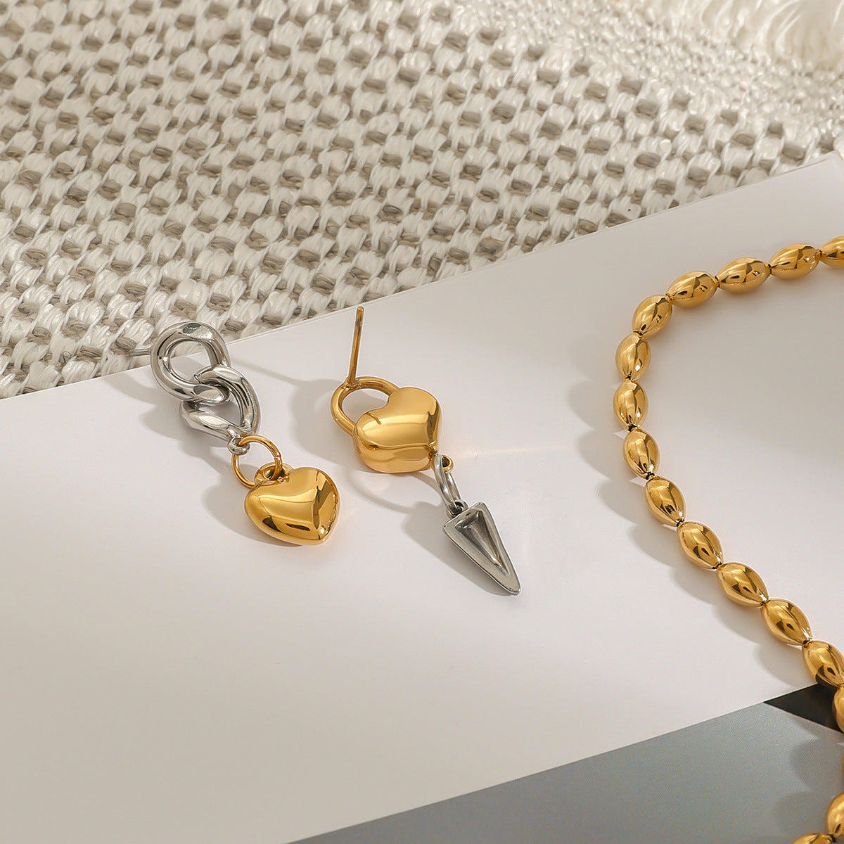 Boucles d'oreilles en acier inoxydable avec chaîne conique en forme de cœur, couleur or et argent assorties