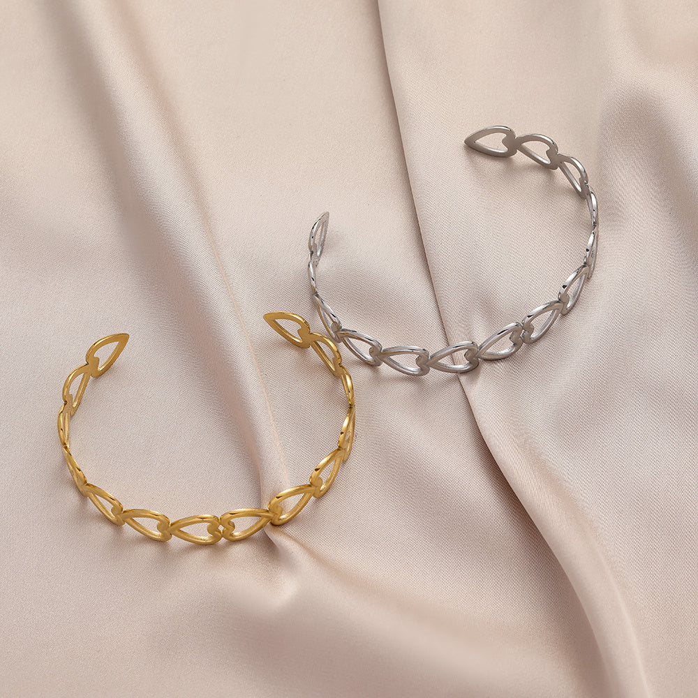 Stainless Steel Hollow Heart Bracelet