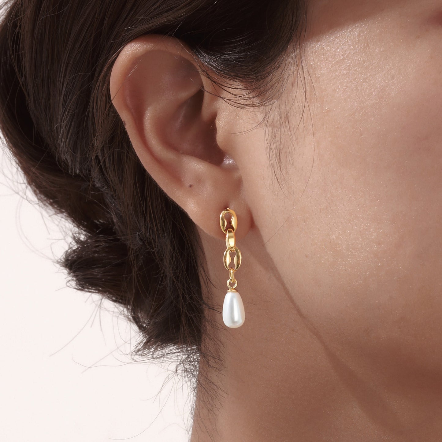 Boucles d'oreilles en or avec chaîne à lèvres en acier inoxydable