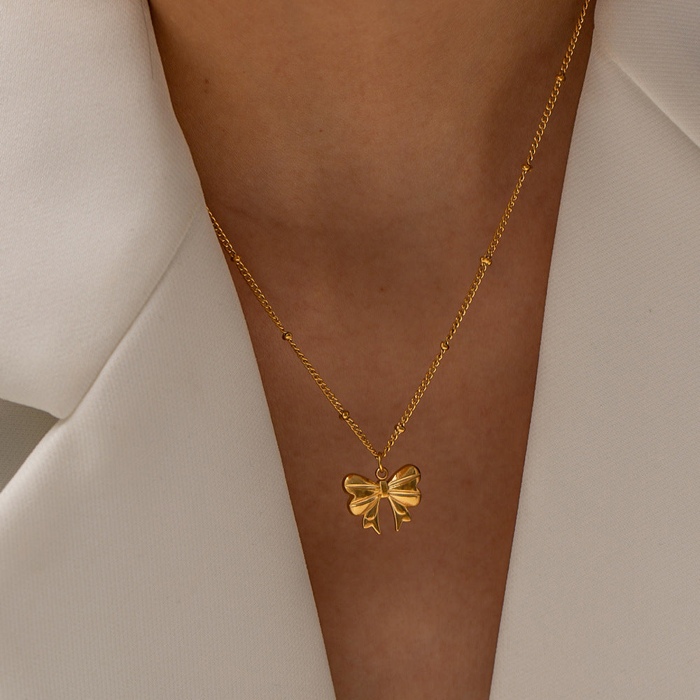 Collier pendentif papillon en acier inoxydable doré 18 carats, exquis et léger